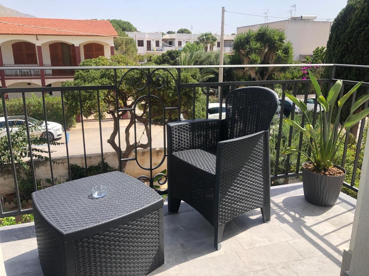 Doppelzimmer mit Balkon